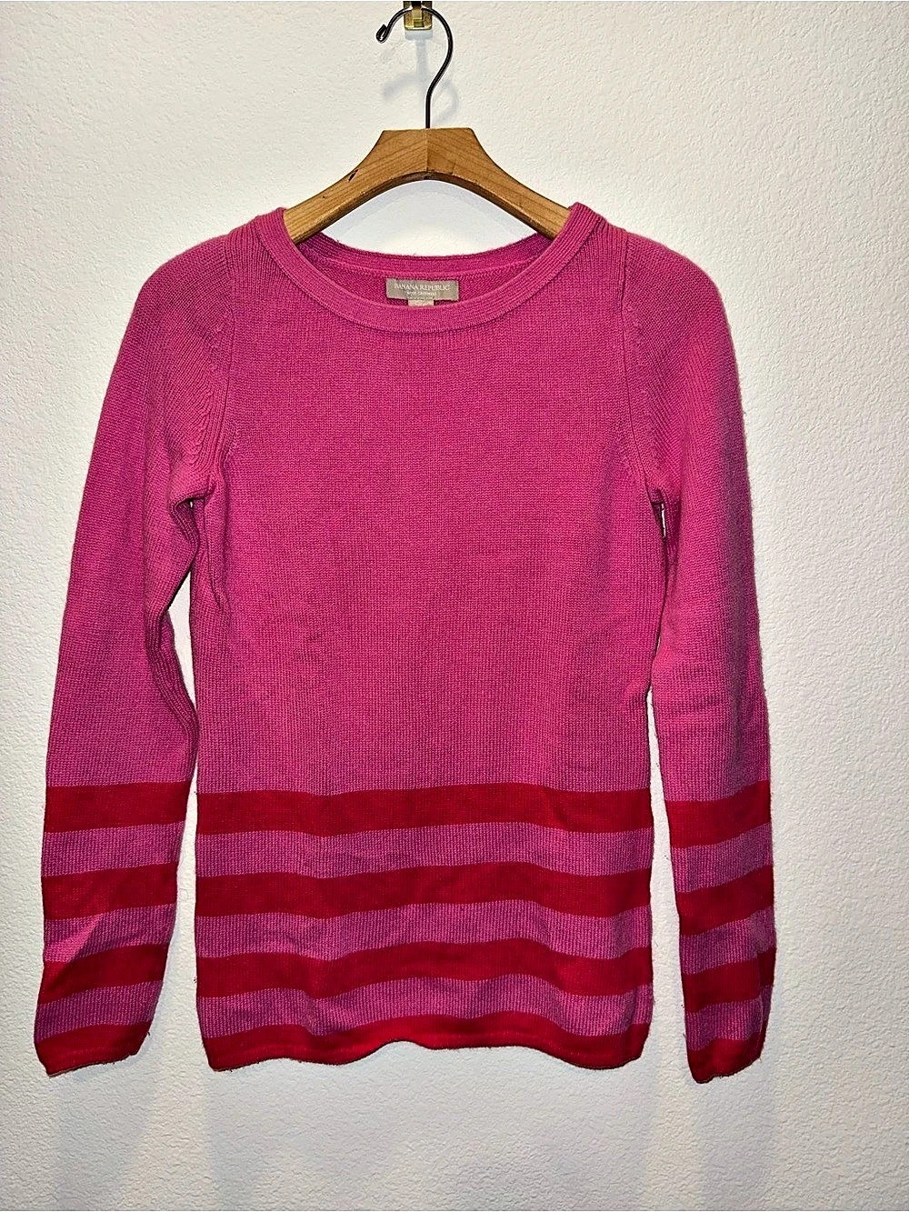 Banana Republic Wool Cashmere Striped Sweater Crewneck Sweater Pink & Red XS